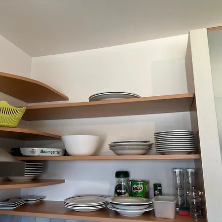 2 Zimmer Mit Bad Und Wc Teilen Apartament *